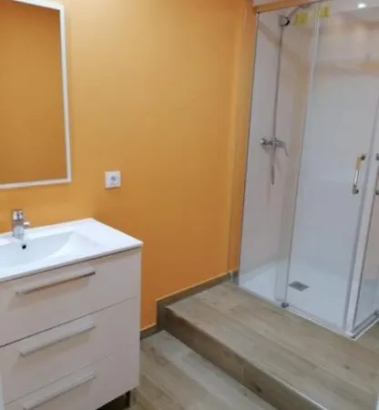 Habitacion Individual Con Bano, B3